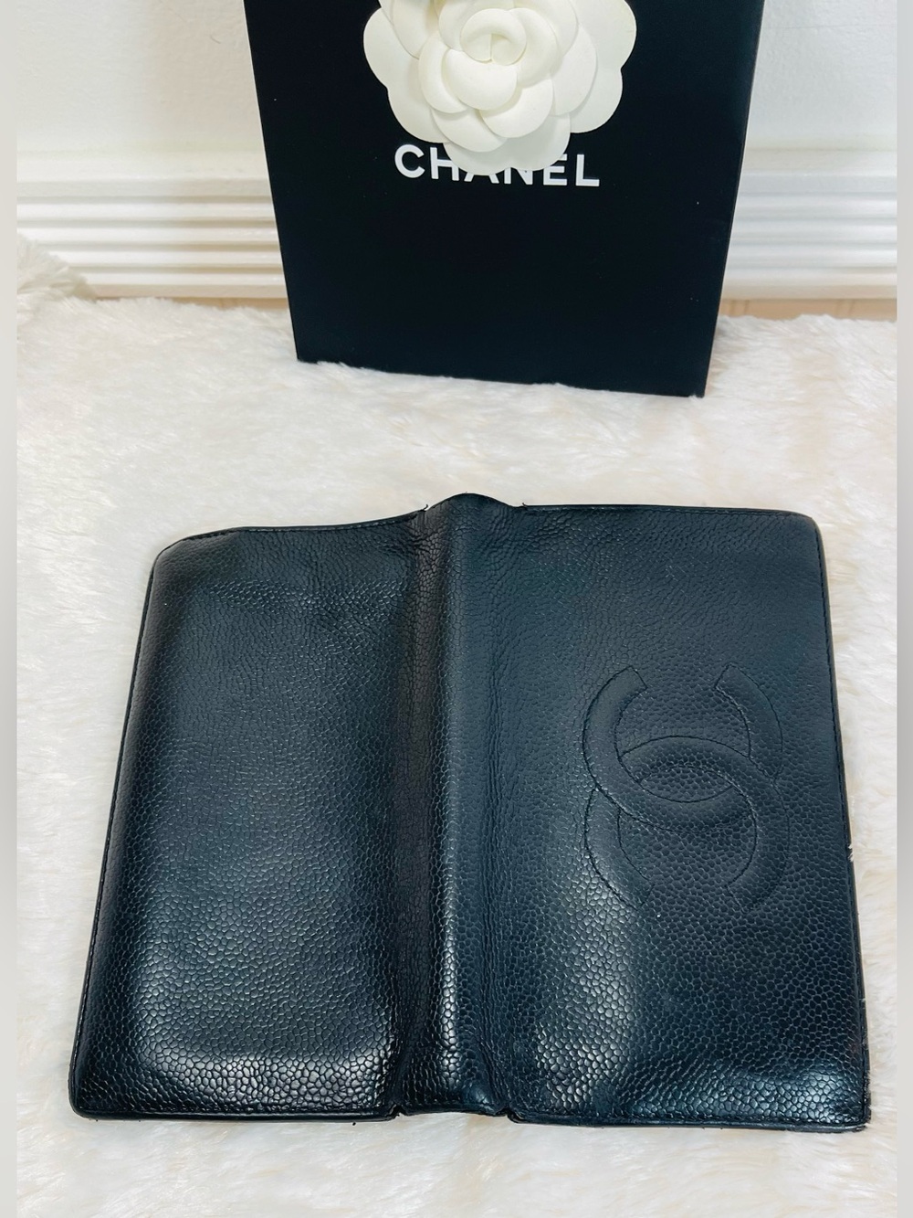 Chanel Authentic Caviar Wallet w/CALLOUTS - Picture 12 of 14